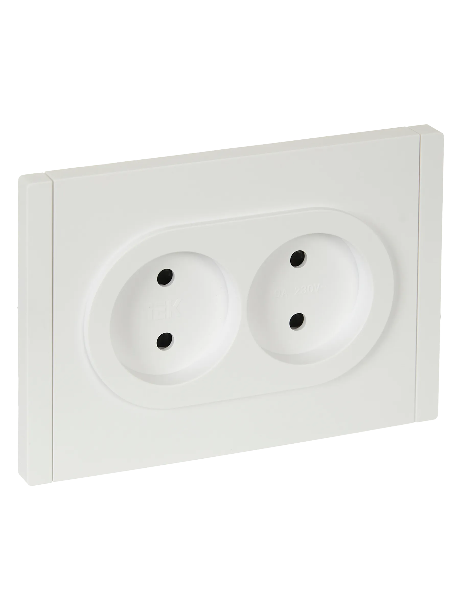 FORTE&PIANO Розетка 2-местная без заземления с защитными шторками безвинтовое крепление 10А FP225 белый IEK FP-R23-10-1-K01