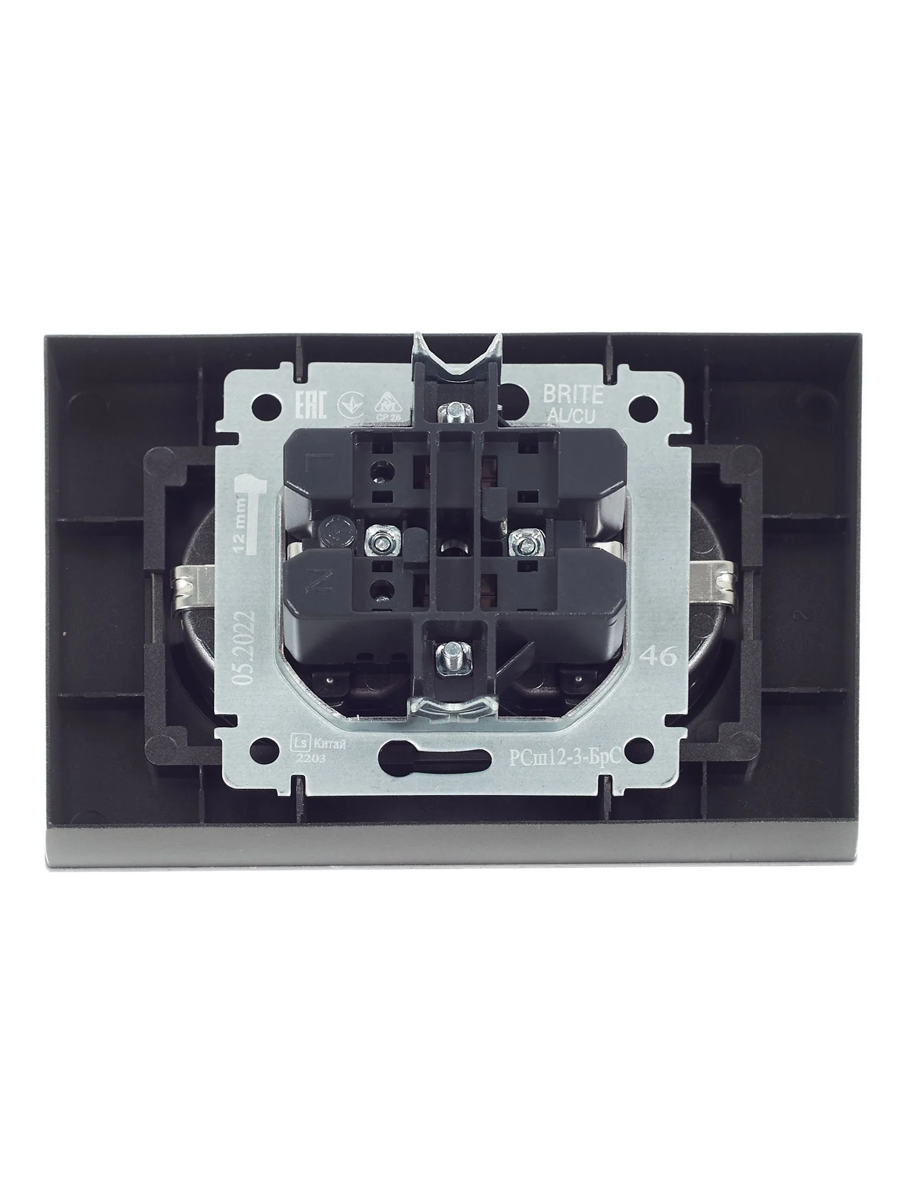 BRITE Розетка 2-местная с заземлением с защитными шторками 16А в сборе РСш12-3-БрС сталь IEK - Фото 5