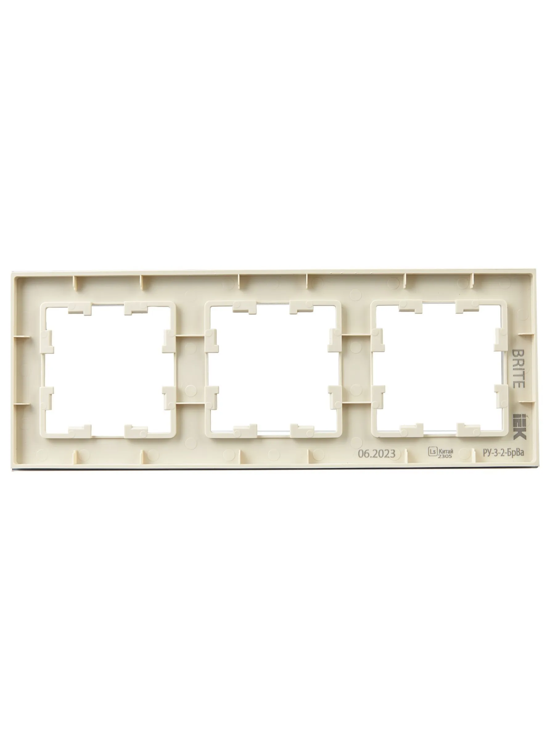 BRITE Рамка 3 -местная РУ-3-2-БрВа стекло ванильный IEK - Фото 6