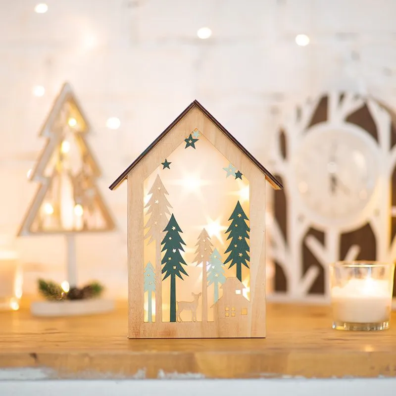 Деревянная фигурка с подсветкой Домик в лесу 19х6х26 см - Фото 2