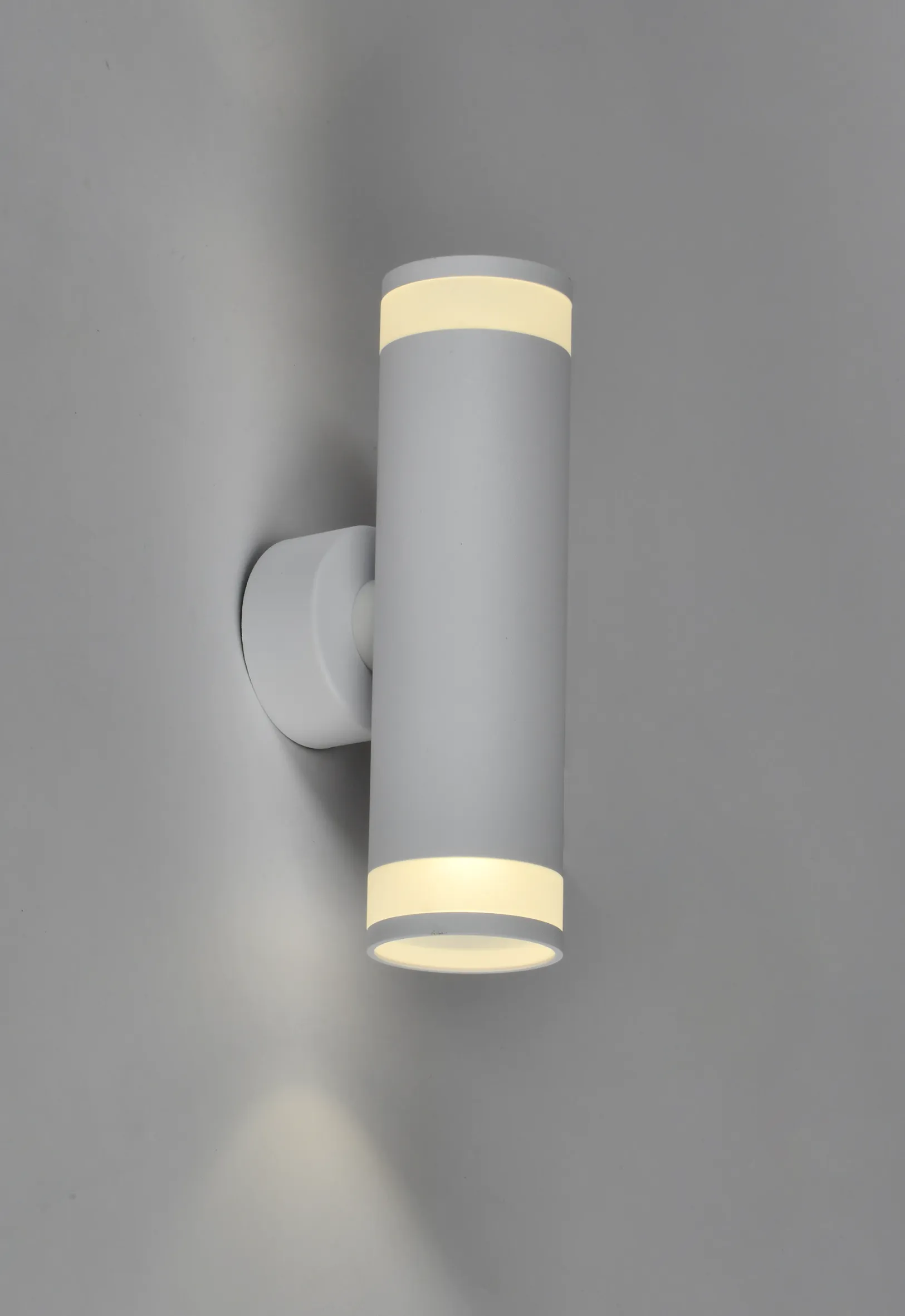 LIGHTING Светильник 4009 накладной настенный под лампу 2хGU10 белый IEK - Фото 3