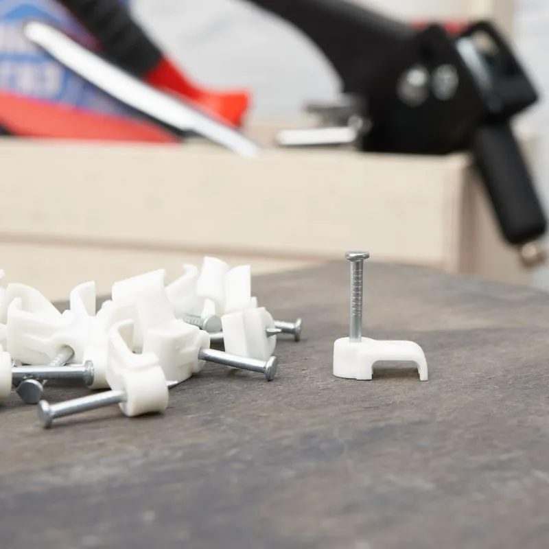 Крепеж кабеля плоский 8х3 мм, белый (20 шт/уп) REXANT - Фото 2