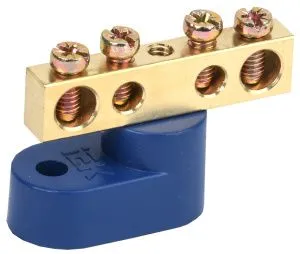 Шина N "ноль" на одном угловом изоляторе ШНИ-6х9-4-У1-С IEK YNN10-69-4C1-K07