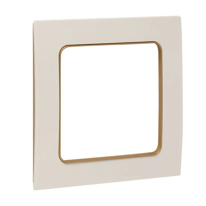 Стокгольм Рамка 1-местная белая с линией цвета шампань EKF - Фото 2