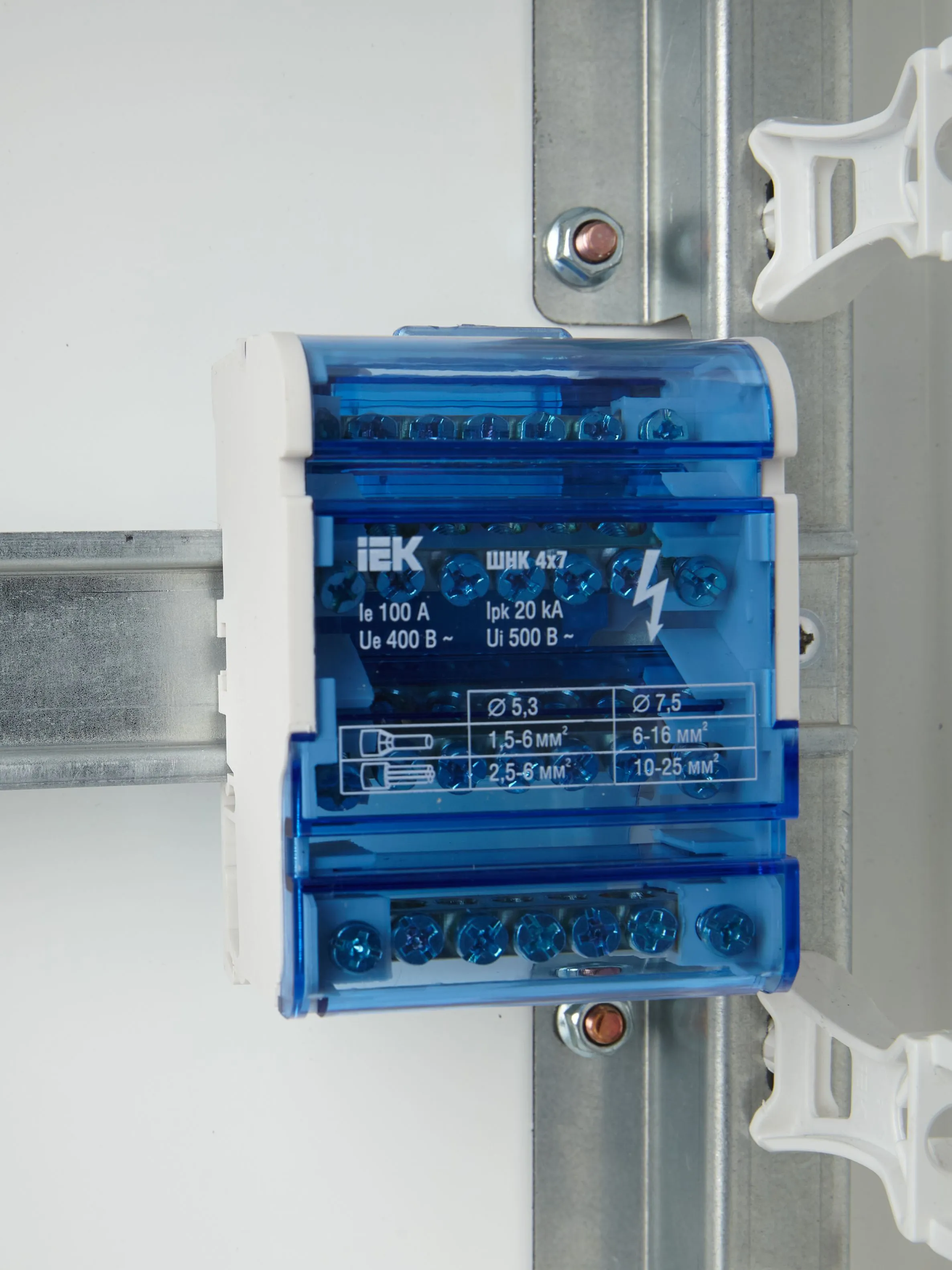 Шины на DIN-рейку в корпусе (кросс-модуль) ШНК 4х7 3L+PEN IEK - Фото 7