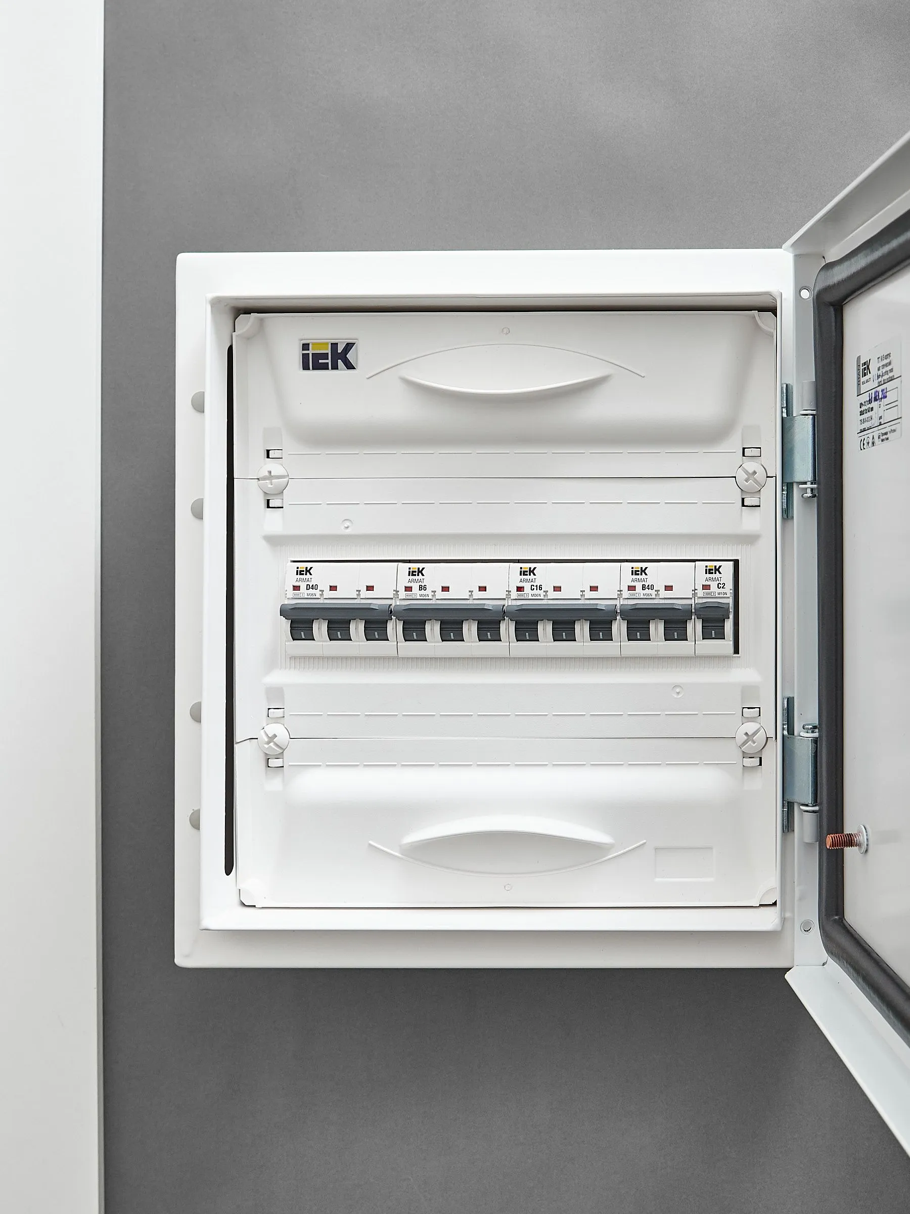 ARMAT Автоматический выключатель M06N 3P B 6А IEK - Фото 9