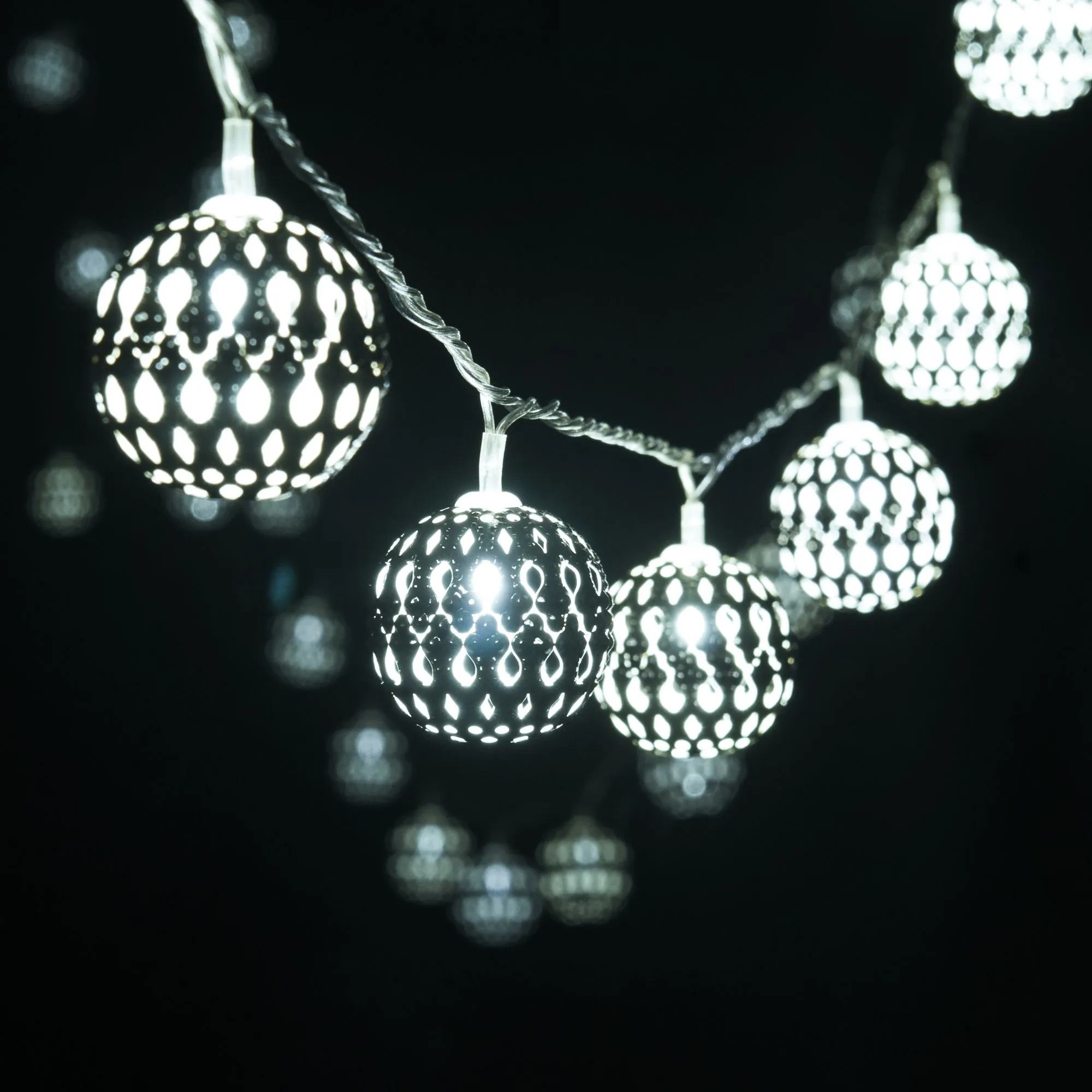 Гирлянда нить хром перламутровый с эффектом мерцания 2,8м IP20 400-003 Elektrostandard Eurosvet - Фото 5