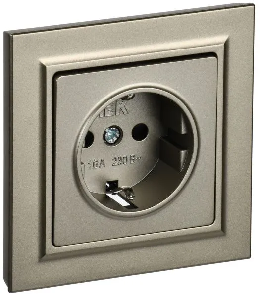 BRITE Розетка 1-местная с заземлением с защитными шторками 16А в сборе РСР14-1-0-БрШ шампань IEK BR-R14-16-K37-F