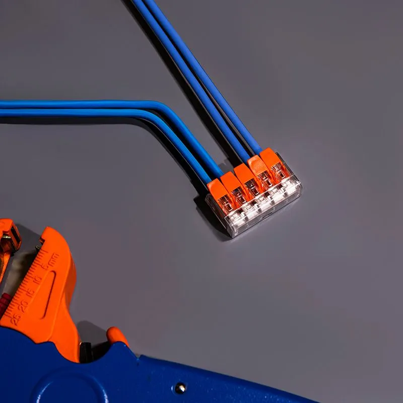 Универсальная компактная клемма СМК 221-415, 5-прoводная до 4,0 мм² (пакет 5 шт/уп) REXANT - Фото 2