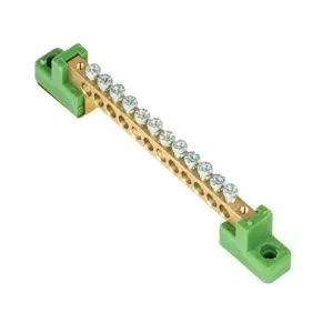 Шина "0" PE 6x9мм 12 отверстий латунь с контактной пластиной 2 зелёных угловых изолятора 