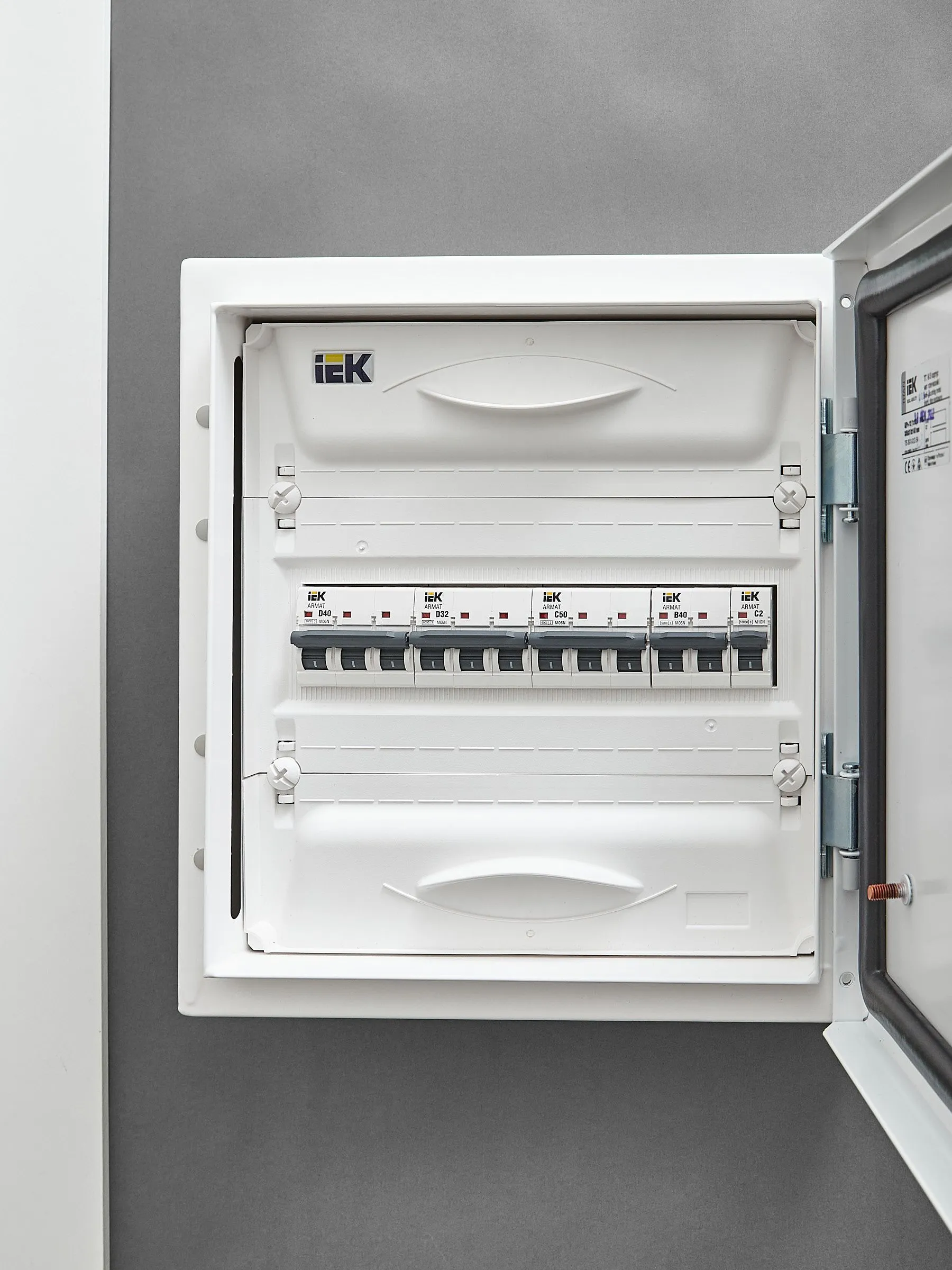 ARMAT Автоматический выключатель M06N 3P C 50А IEK - Фото 2