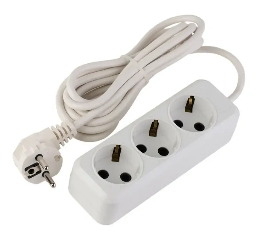 Удлинитель УБ-03 3 гнезда 3м с заземлением ПВС 3*0,75 (10А) 