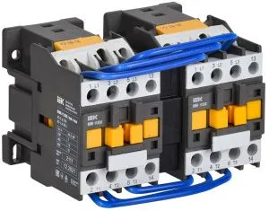 Контактор КМИ-11830 реверс 18А 400В/АС3 2NO IEK 