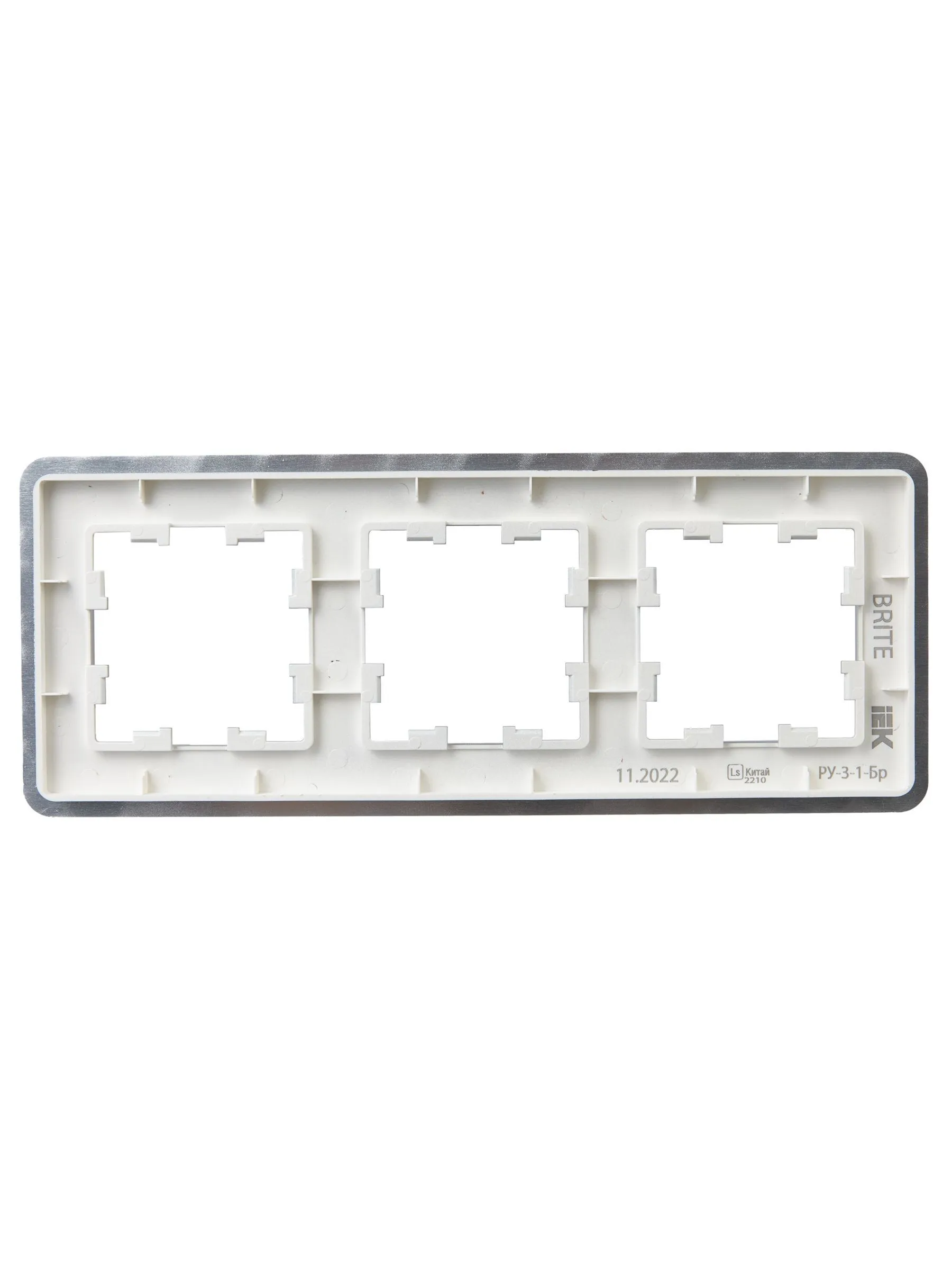 BRITE Рамка 3-местная РУ-3-1-Бр металл алюминий RE IEK - Фото 6