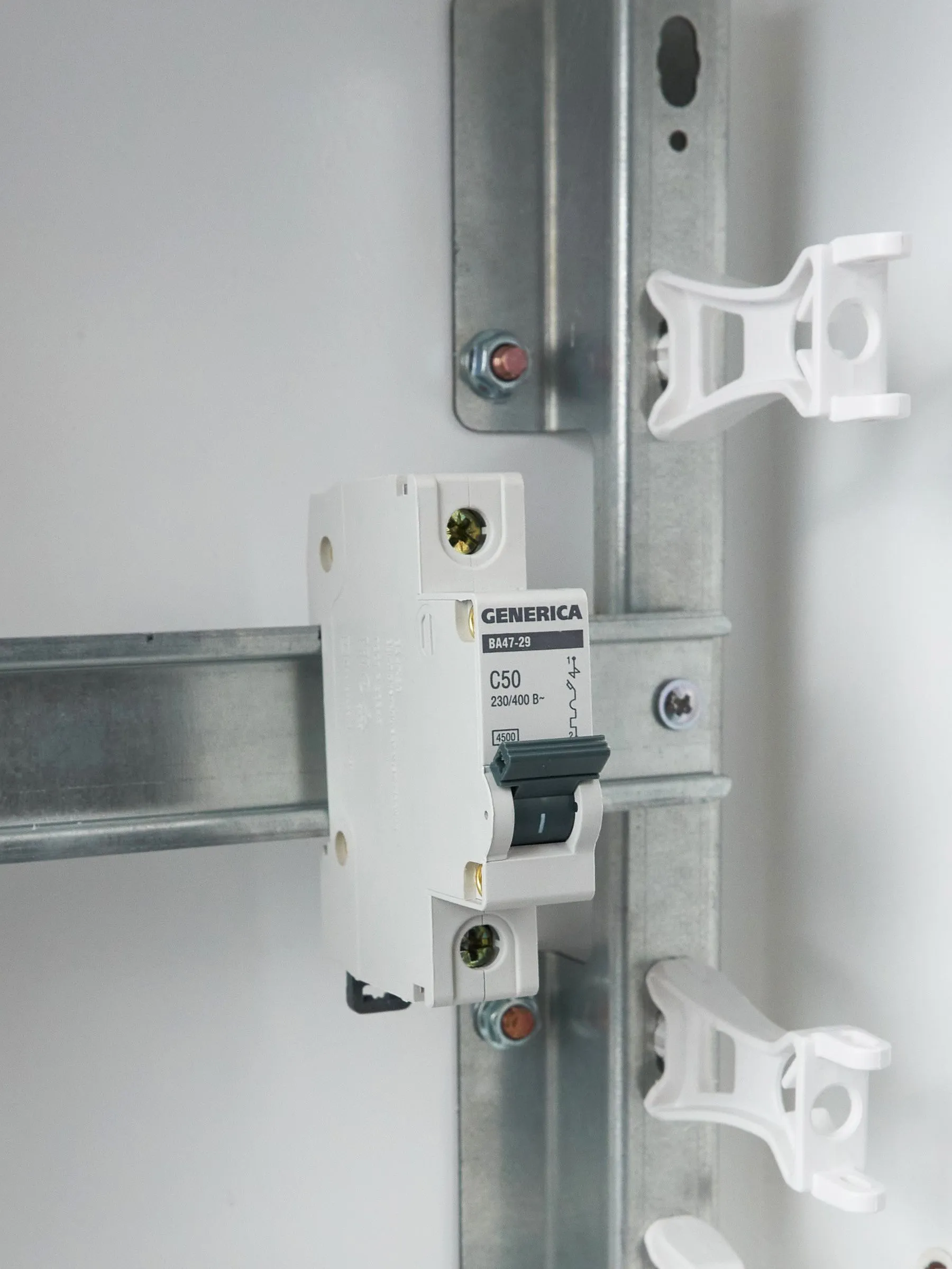Автоматический выключатель ВА47-29 1Р 50А 4,5кА С GENERICA - Фото 7