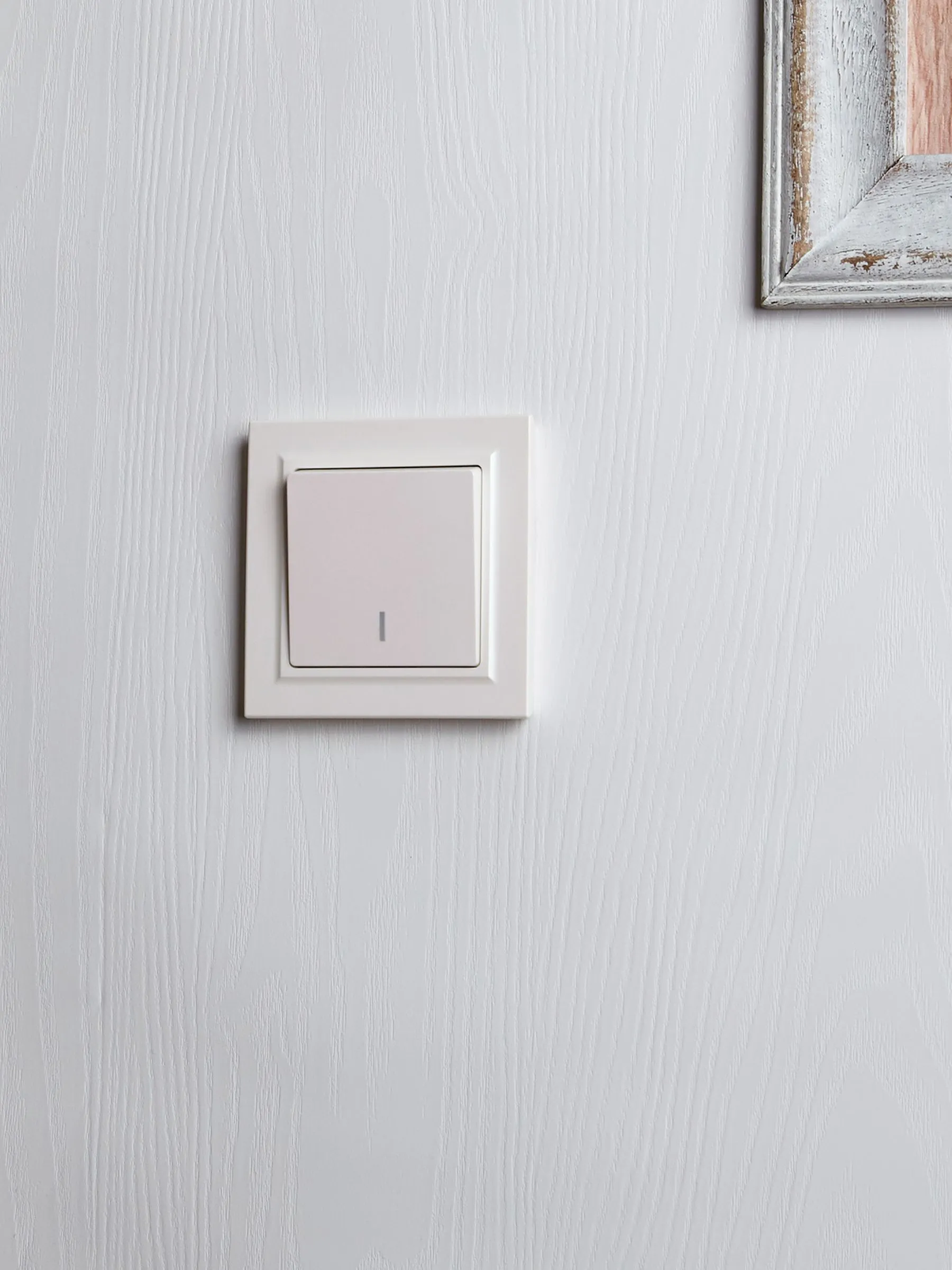 BRITE Выключатель 1-клавишный проходной с индикацией 10А ВС10-1-7-БрЖ жемчуг IEK - Фото 4