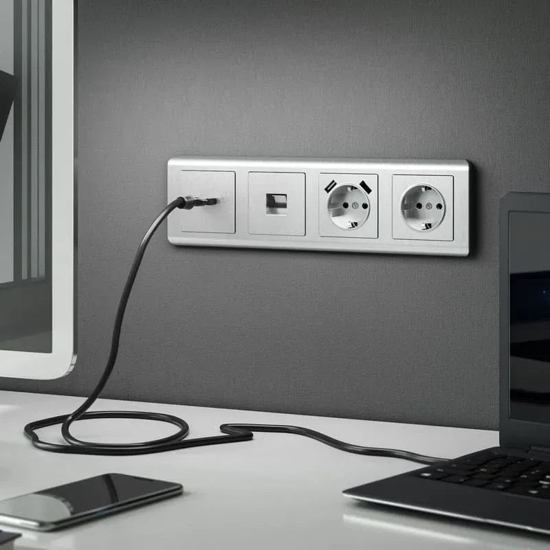 Рамка на 4 поста Stream (серебряный) Werkel - Фото 2