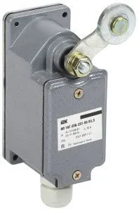 Выключатель концевой ВП 16Г-23Б-231-55 У2.3 рычаг с роликом/ход вправо/cамовозврат 1з+1р IP55 IEK