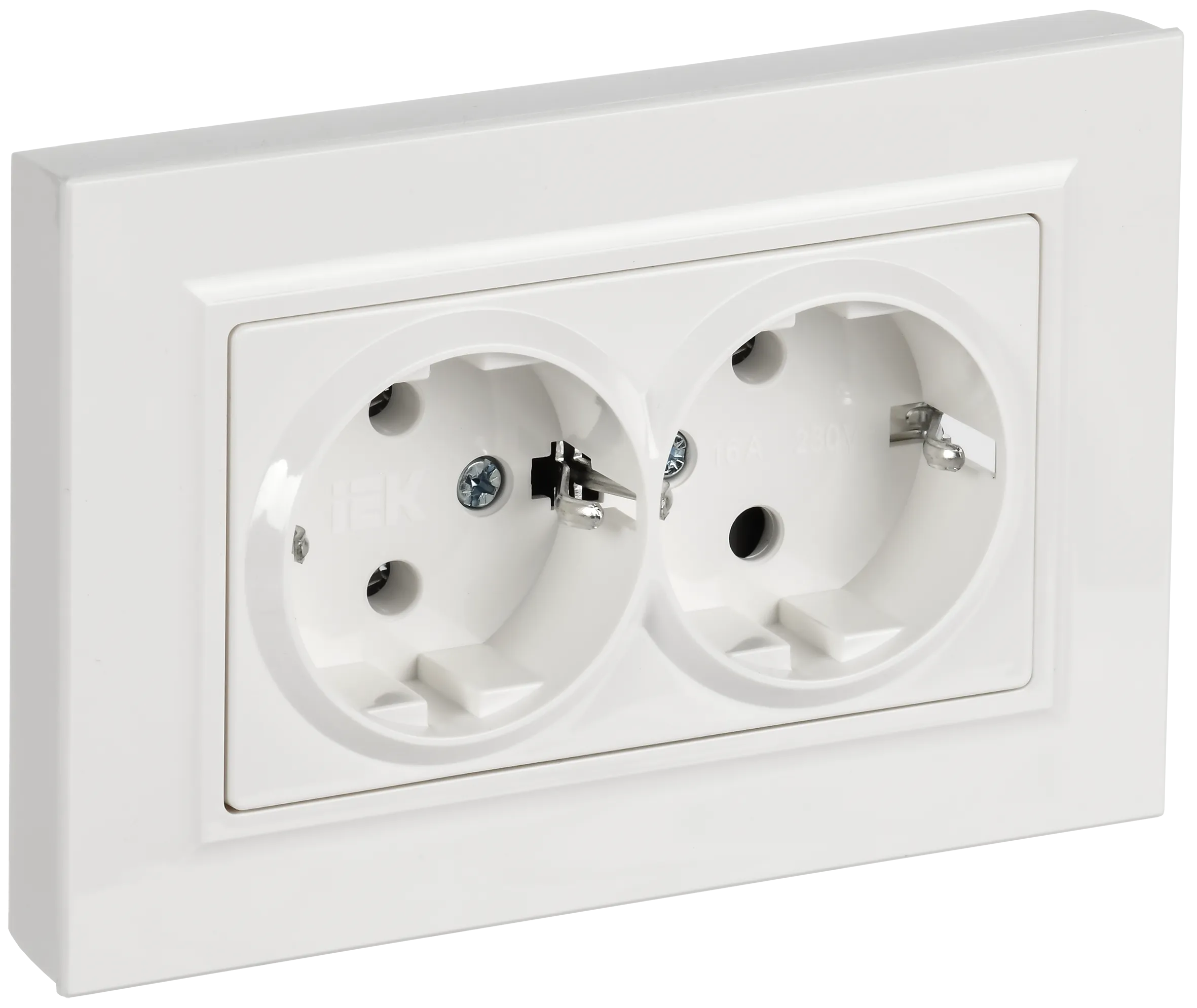BRITE Розетка 2-местная с заземлением без защитных шторок плоская 16А в сборе РСПл12-3-БрБ белый IEK BR-R27-16-K01-F