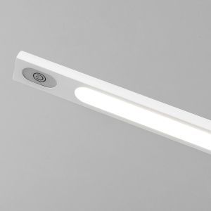 Светодиодная настольная лампа 80429/1 белый  Eurosvet