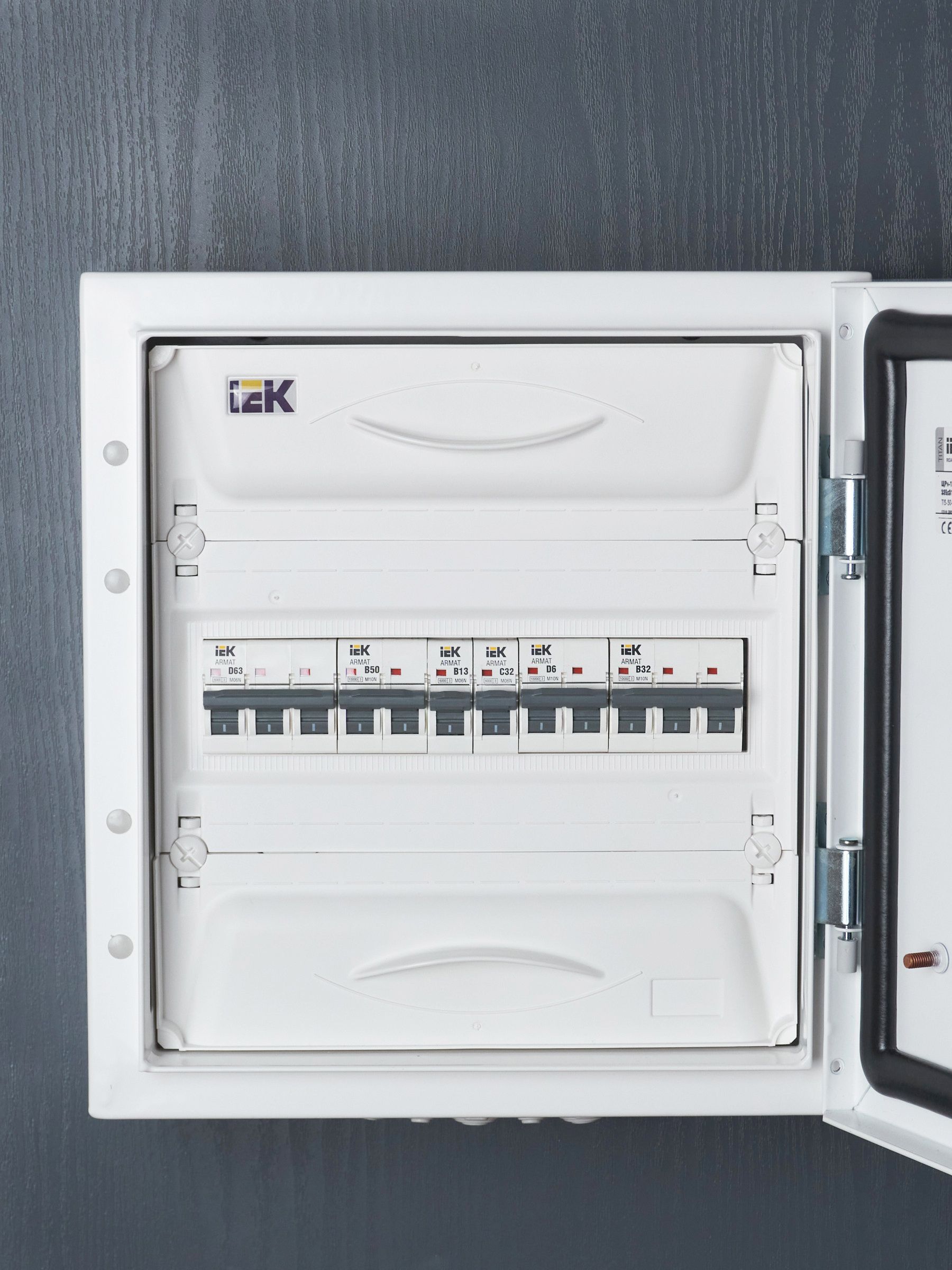 ARMAT Автоматический выключатель M06N 1P C 32А IEK - Фото 5