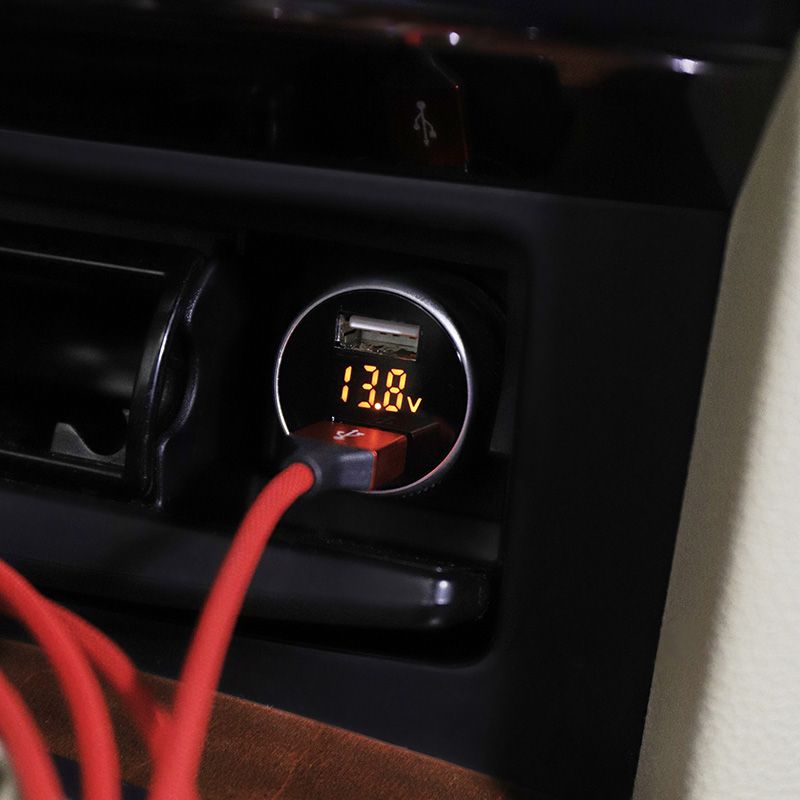 Автозарядка в прикуриватель 2хUSB с дисплеем (АЗУ) (1000+2100 mA) серебристая REXANT - Фото 2