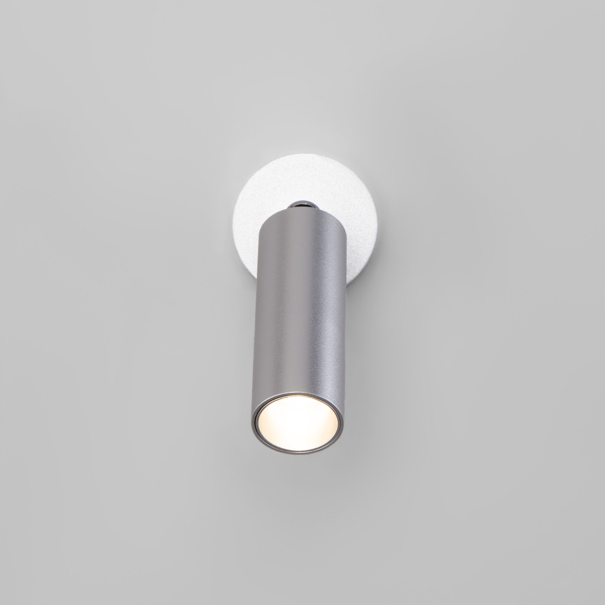 Светодиодный светильник 20133/1 LED серебро  Eurosvet - Фото 8
