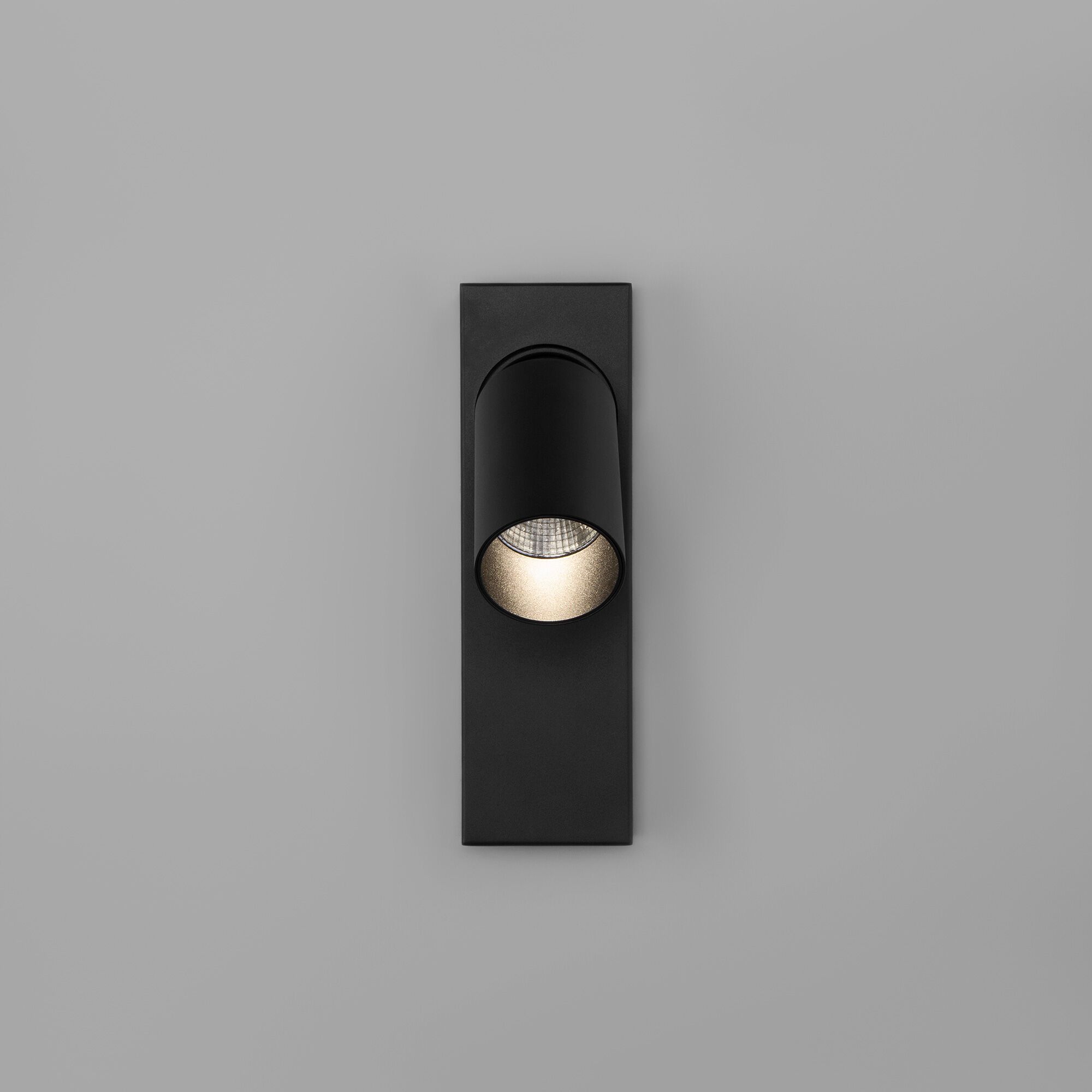 Светодиодный светильник 20139/1 LED черный  Eurosvet - Фото 16