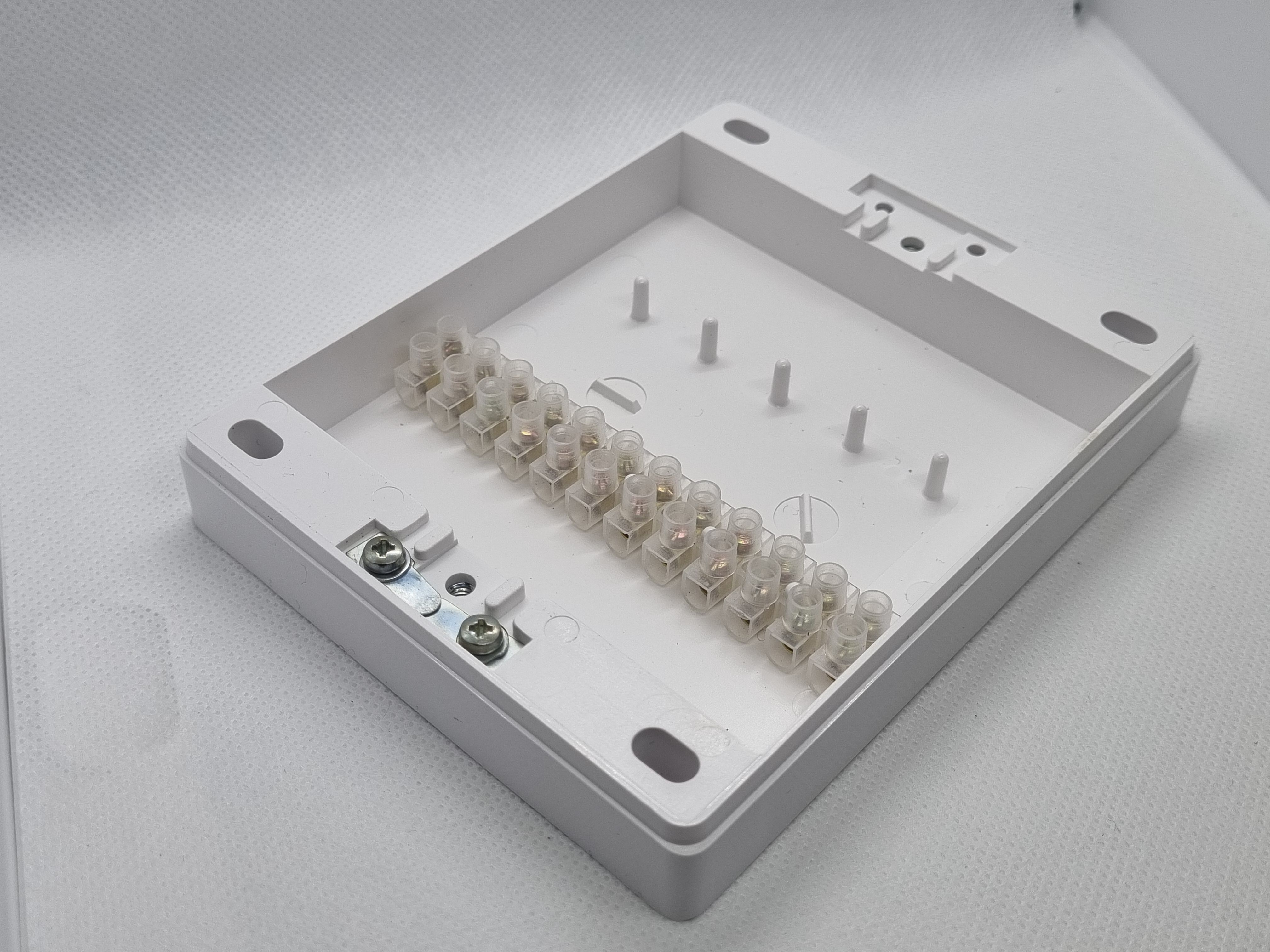 Коробка разветвительная КРТП-12-2 КРТП122