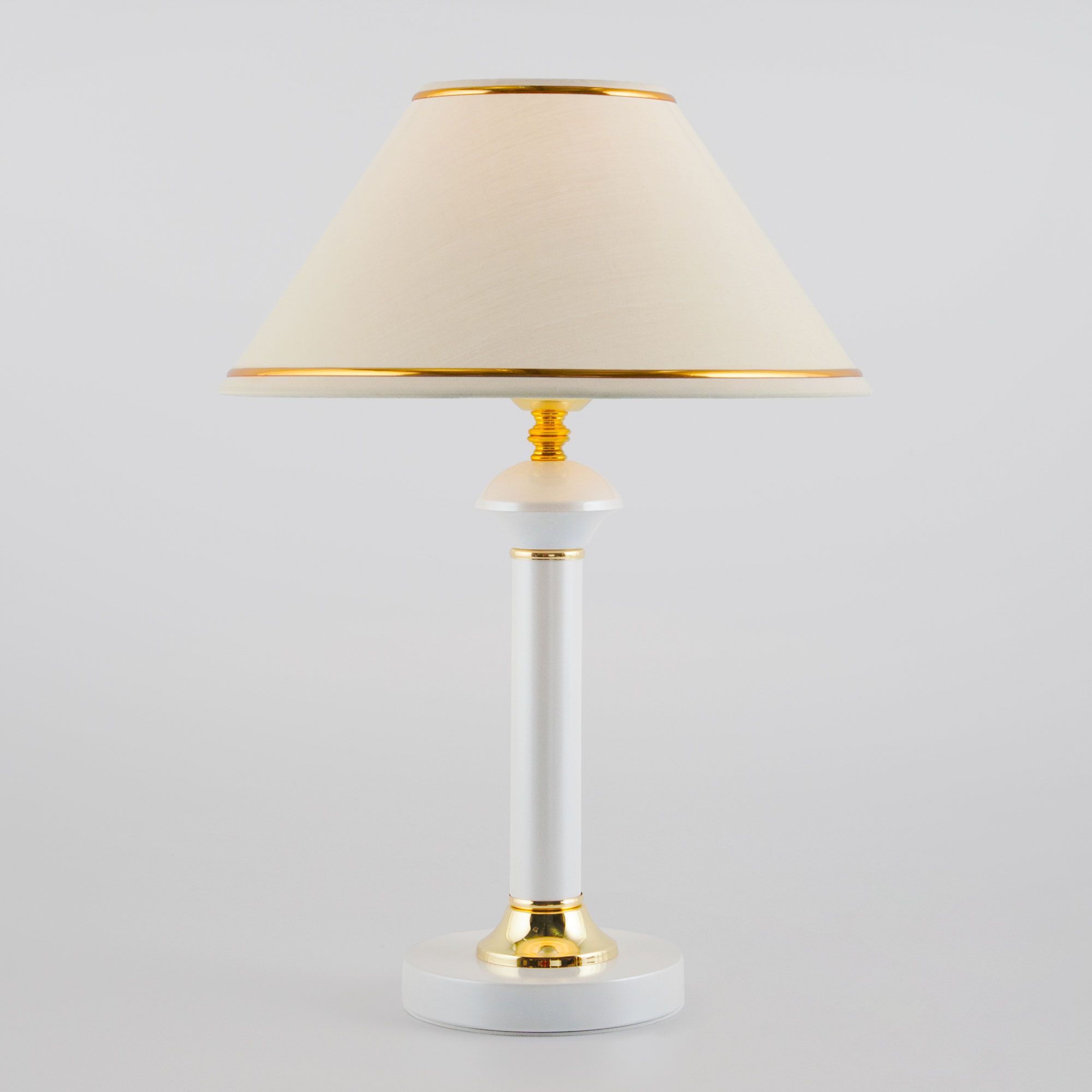 Настольная лампа с абажуром 60019/1 глянцевый белый Eurosvet - Фото 5