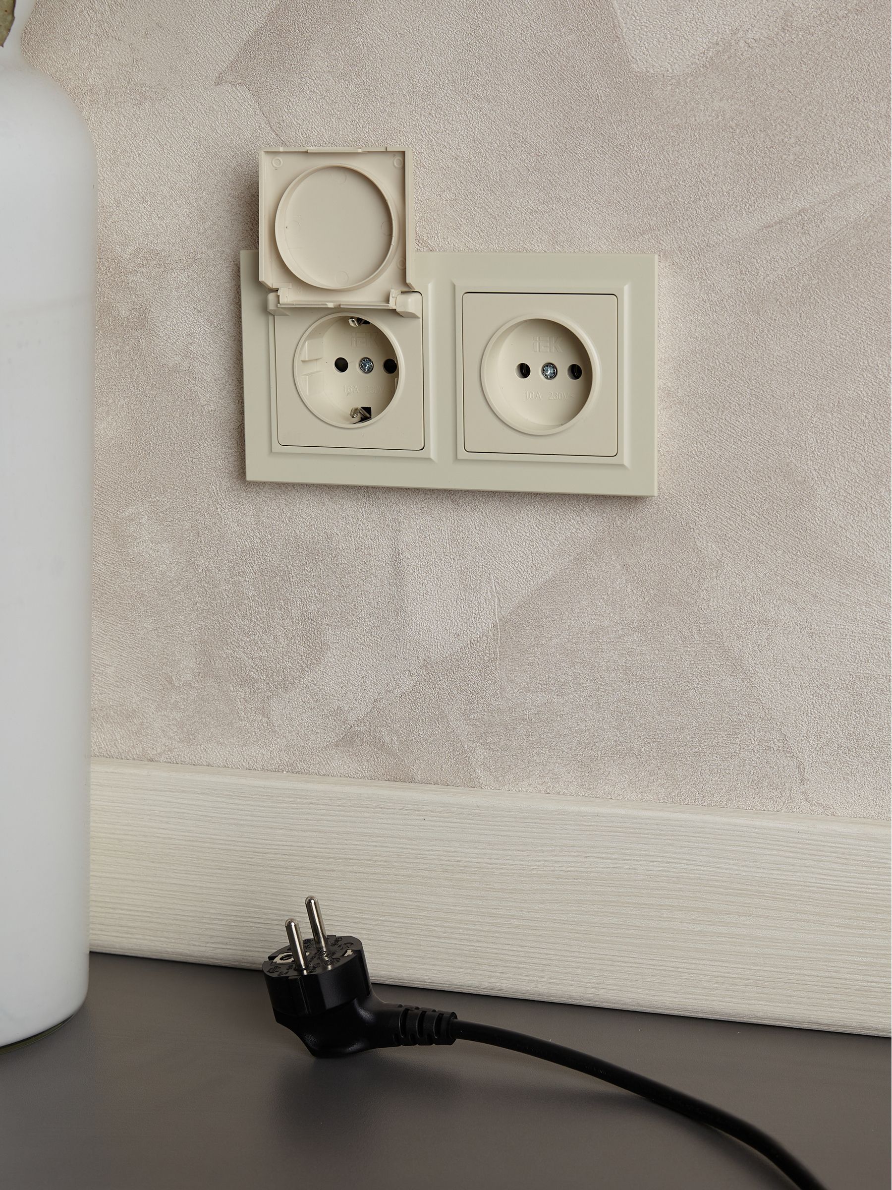 BRITE Рамка 2-местная IP44 РУ-2-БрКр-44 бежевый IEK - Фото 4