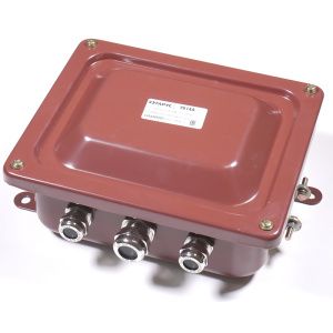 Коробка клеммная У614А УХЛ1,5 IP65 латунный ввод ГОФРОМАТИК (ЗЭТАРУС) zeta30321