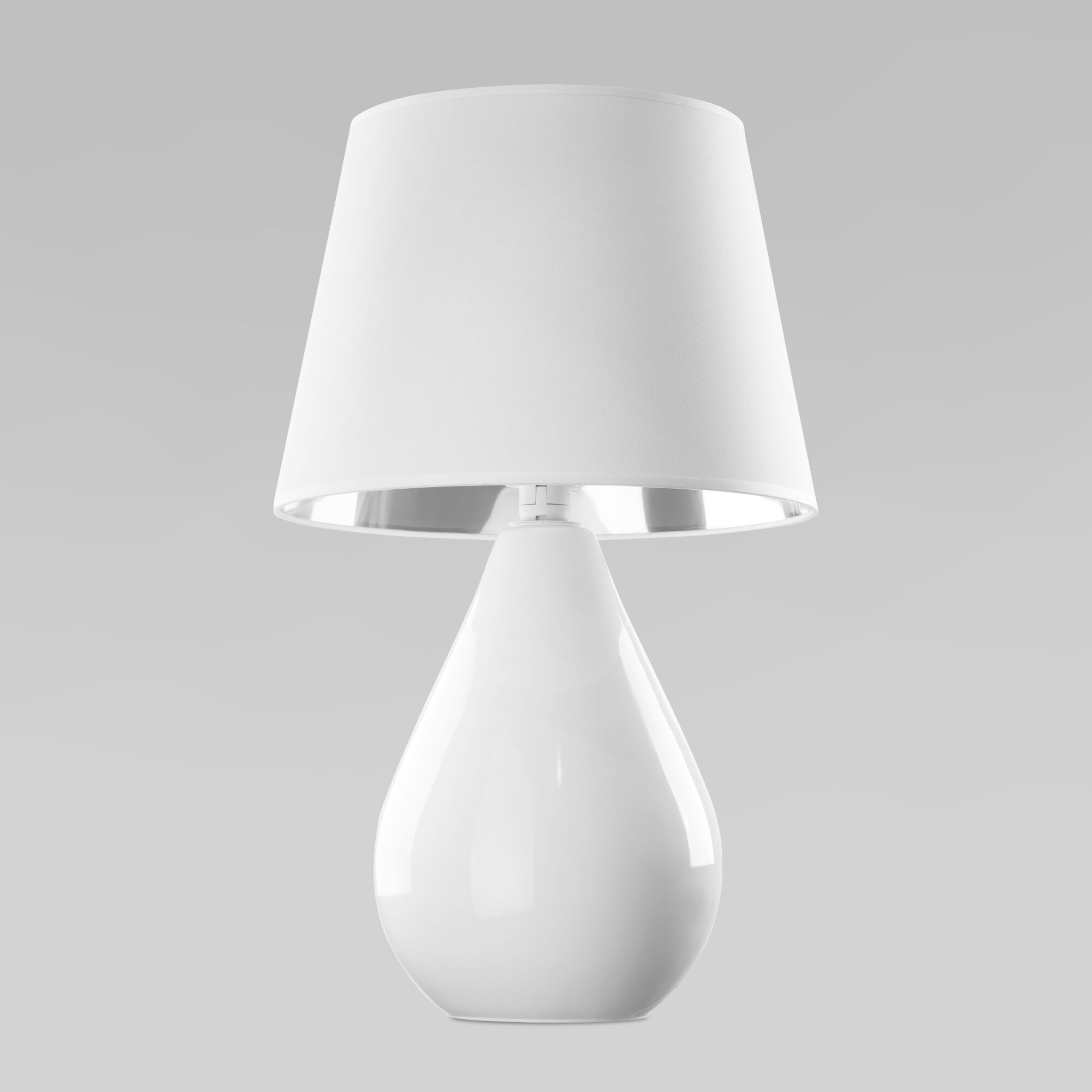 Настольная лампа с абажуром 5453 Lacrima White белый Eurosvet