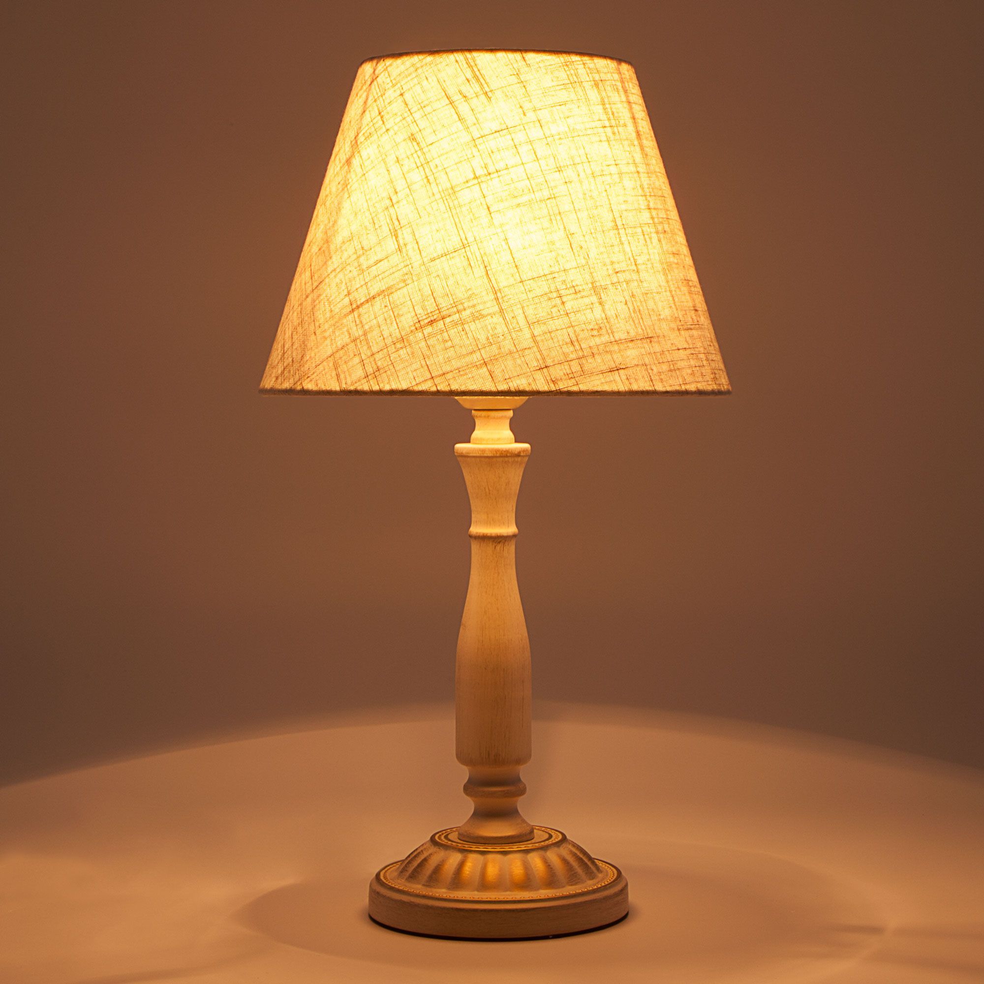 Классическая настольная лампа 01060/1 белый с золотом Eurosvet - Фото 7