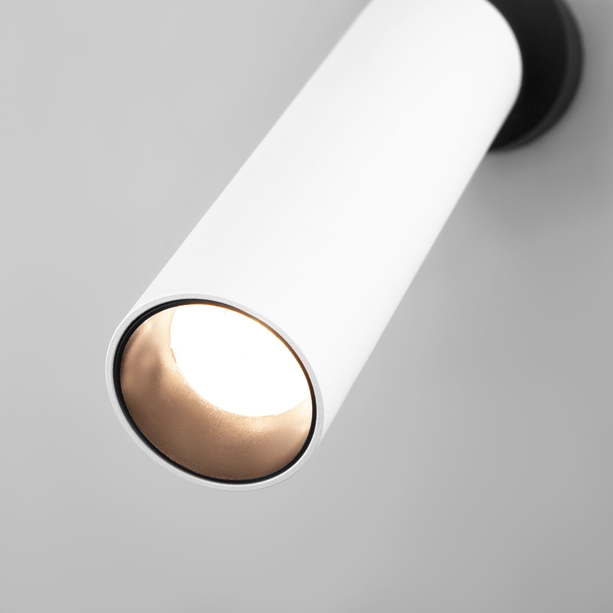 Светодиодный светильник 20128/1 LED белый/черный  Eurosvet - Фото 2