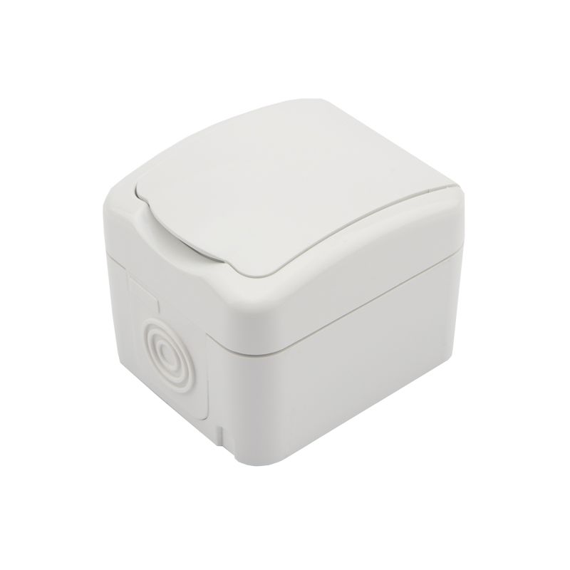 Розетка одноместная IP54 с/з, о/у, белая мини KRANZ KR-78-0604