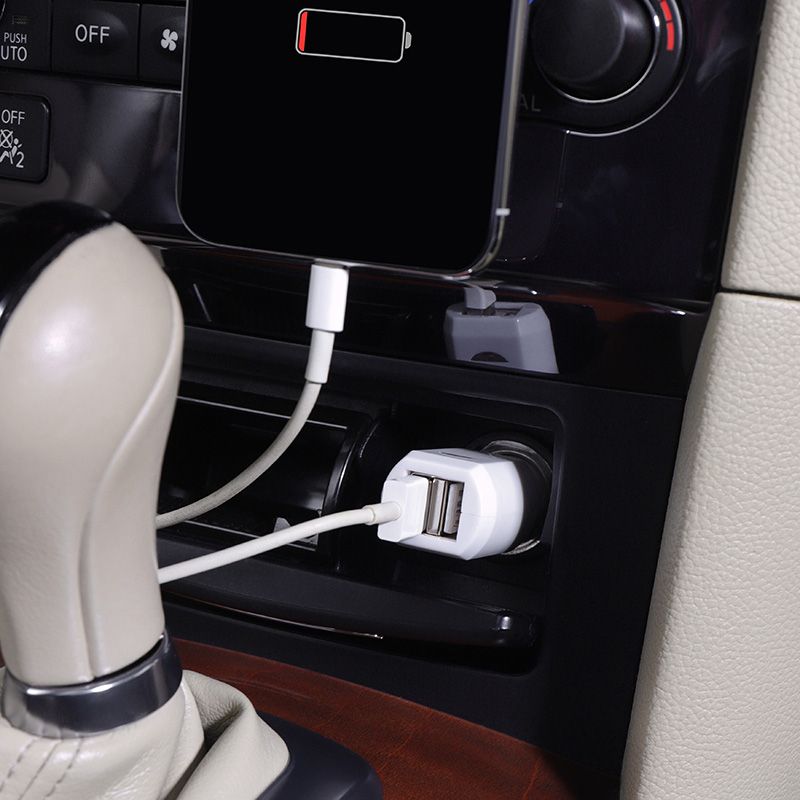 Автозарядка в прикуриватель USB (АЗУ) (5 V, 1000 mA) белая - Фото 2