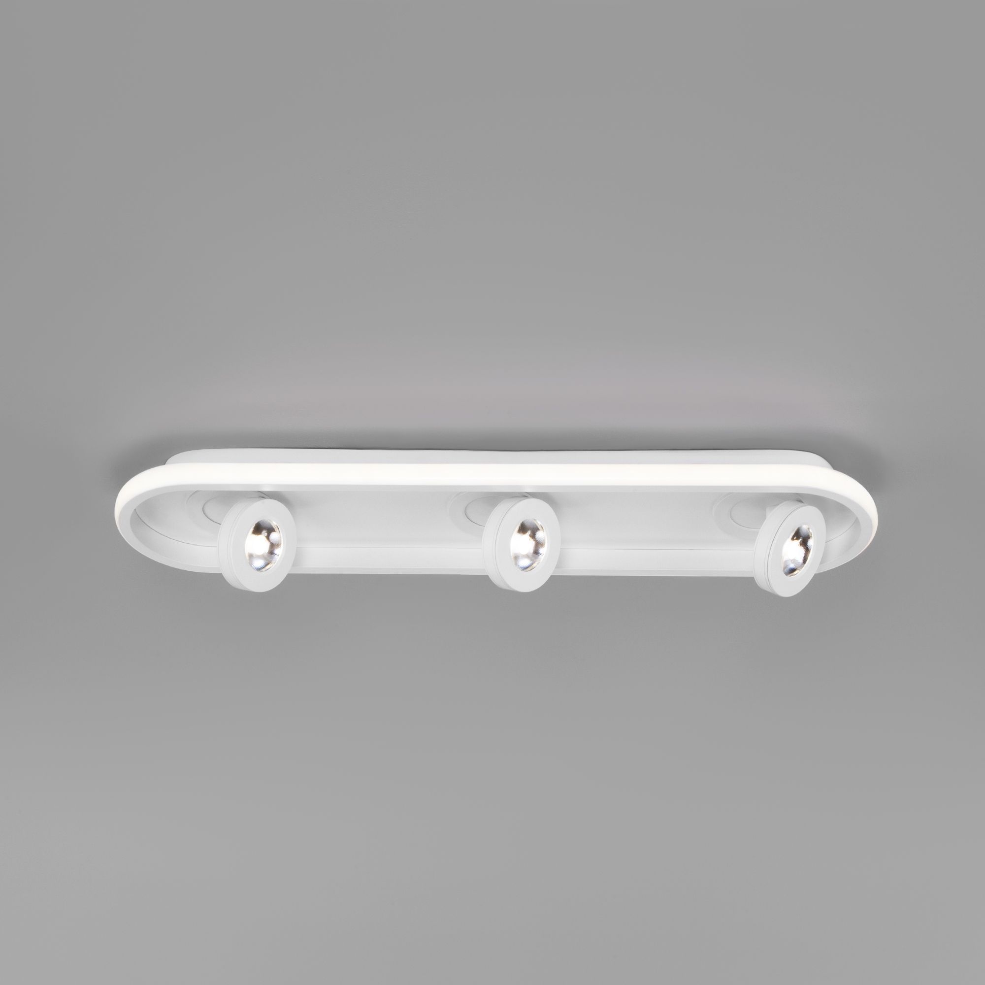 Потолочный светильник 20123/3 LED белый  Eurosvet