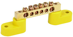 Шина PE "земля" на двух угловых изоляторах ШНИ-6х9-6-У2-Ж IEK YNN10-69-6C2-K05