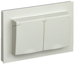 BRITE Розетка 2-местная с заземлением с защитными шторками и крышкой 16А в сборе IP44 РСбш12-3-44-БрКр бежевый IEK BR-R26-16-44-K10-F