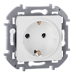 INSPIRIA Розетка 1-местная с заземлением без защитных шторок 16А белый 673720