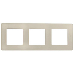 ETIKA Рамка 3-местная слоновая кость 672513