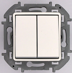 INSPIRIA Переключатель 2-клавишный схема 6/2 10А безвинтовое крепление белый 673655