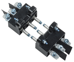 Панель втычная ПМм1-125е c задним резьбовым присоединением для ВА88-32 MASTER с электронным расцепителем IEK SVA11D-PM1-R-02