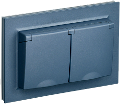 BRITE Розетка 2-местная с заземлением с защитными шторками и крышкой 16А в сборе IP44 РСбш12-3-44-БрМ маренго IEK BR-R26-16-44-K35-F